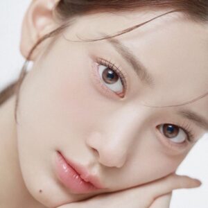 contact-lenses